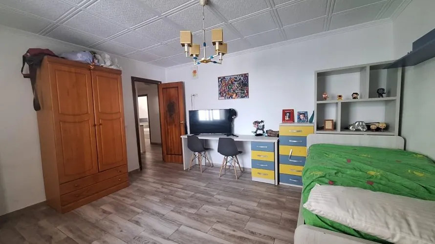 Apartamento de 2 dormitorios en Alicante, Spain No. 2233 № 2