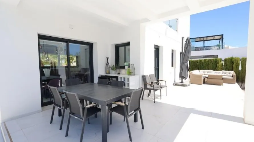 Apartamento de 3 dormitorios en Rojales, Spain No. 1337 № 2