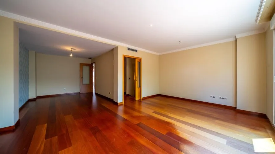 Apartamento de 3 dormitorios en Pozuelo de Alarcón, Spain No. 1404 № 3