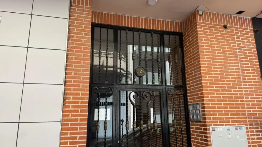 Apartamento de 2 dormitorios en Torrevieja, Spain No. 2153 № 2