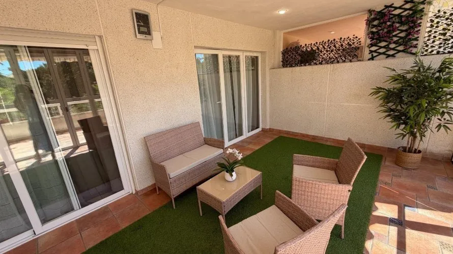 Apartamento de 2 dormitorios en Alicante, Spain No. 1163 № 5