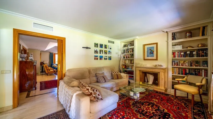 Apartamento de 6 dormitorios en Pozuelo de Alarcón, Spain No. 1451 № 17