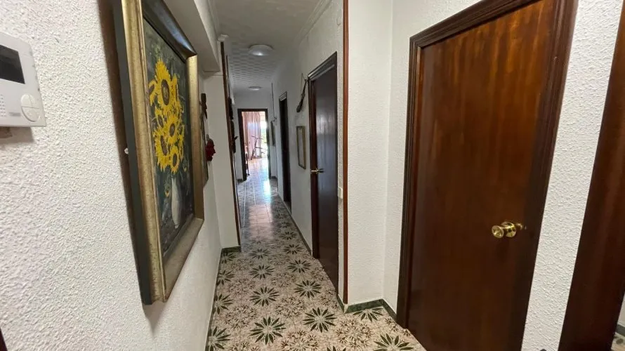 Apartamento de 2 dormitorios en Alicante, Spain No. 1289 № 18