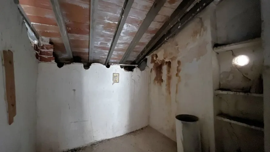 Сasa de 6 dormitorios en Sella, Spain No. 2025 № 25
