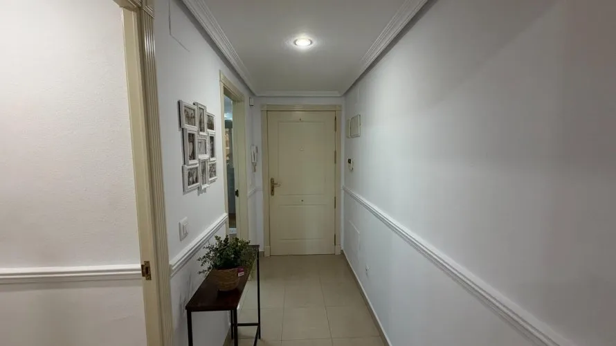 Apartamento de 2 dormitorios en Alicante, Spain No. 1163 № 27