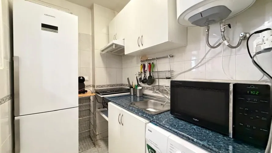 Apartamento de 1 dormitorio en Torrevieja, Spain No. 2081 № 5