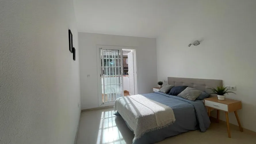 Сasa de 3 dormitorios en Albir, Spain No. 1348 № 9
