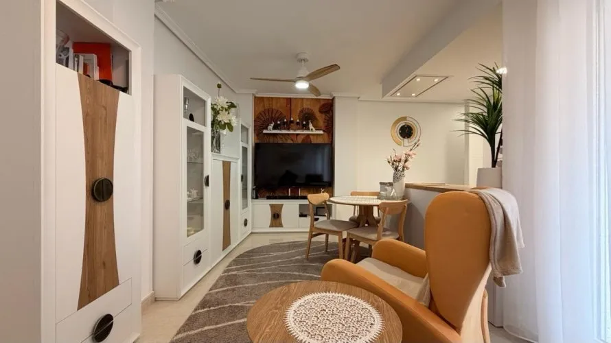 Apartamento de 3 dormitorios en Torrevieja, Spain No. 2165 № 22