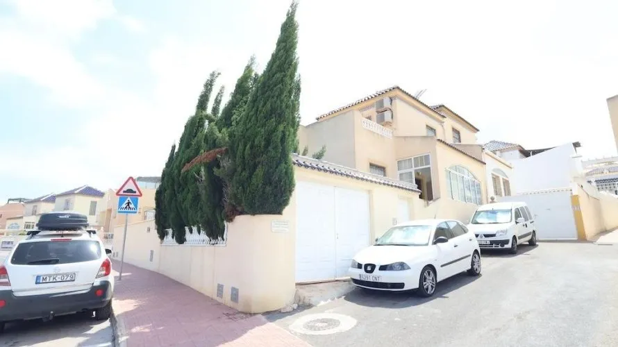 Сasa de 3 dormitorios en Los Balcones, Spain No. 1403 № 15