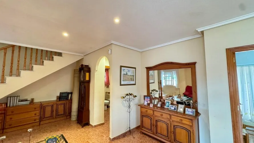 Apartamento de 3 dormitorios en Torrevieja, Spain No. 1031 № 6