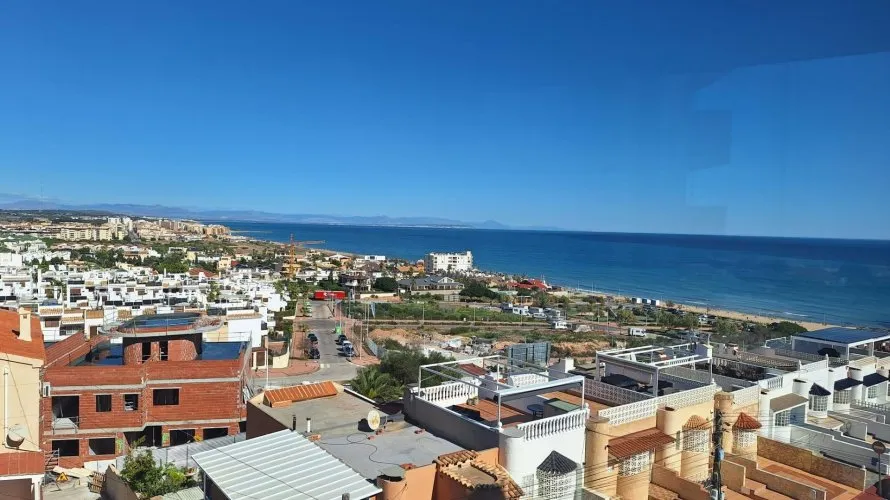 Apartamento de 33m² en Torrevieja, Spain No. 2126
