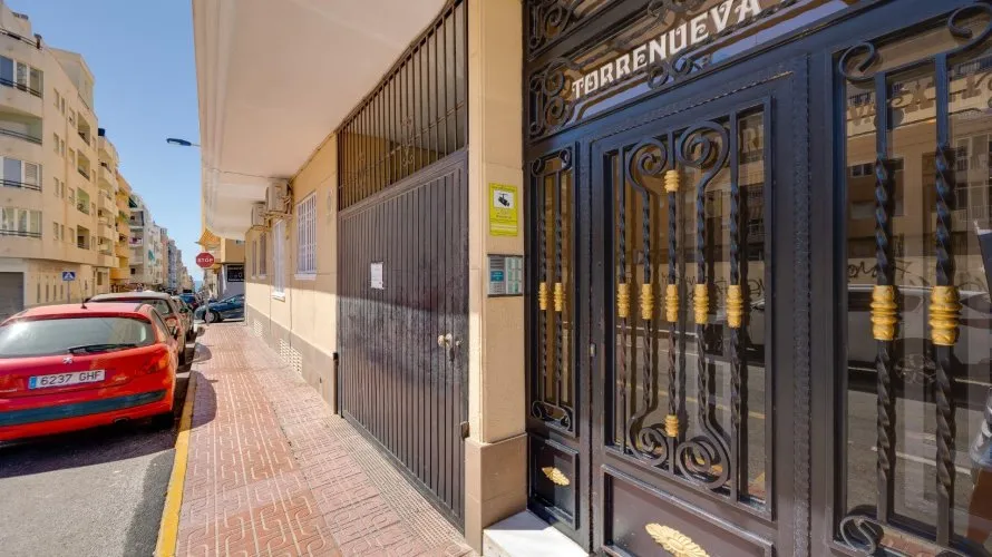 Apartamento de 54m² en Torrevieja, Spain No. 2110 № 6