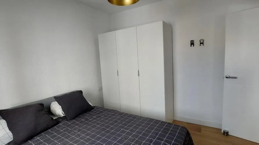 Apartamento de 2 dormitorios en Alicante, Spain No. 2102 № 3