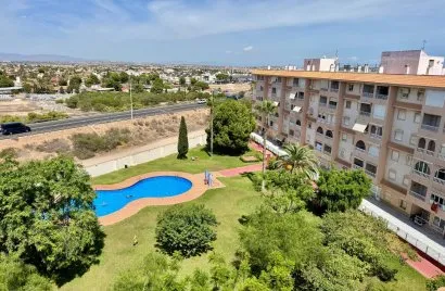 Ático de 2 dormitorios en Torrevieja, Spain No. 2071