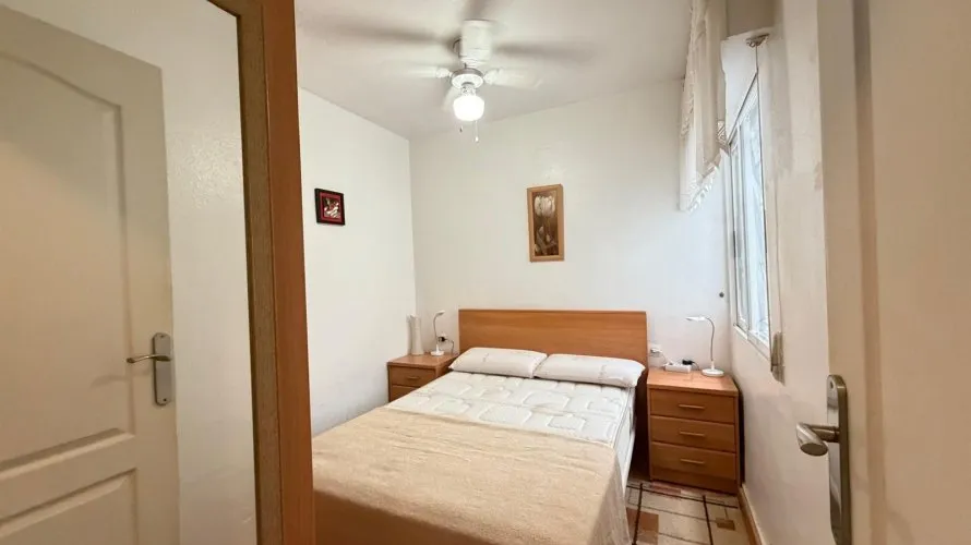 Apartamento de 1 dormitorio en Torrevieja, Spain No. 2081 № 14