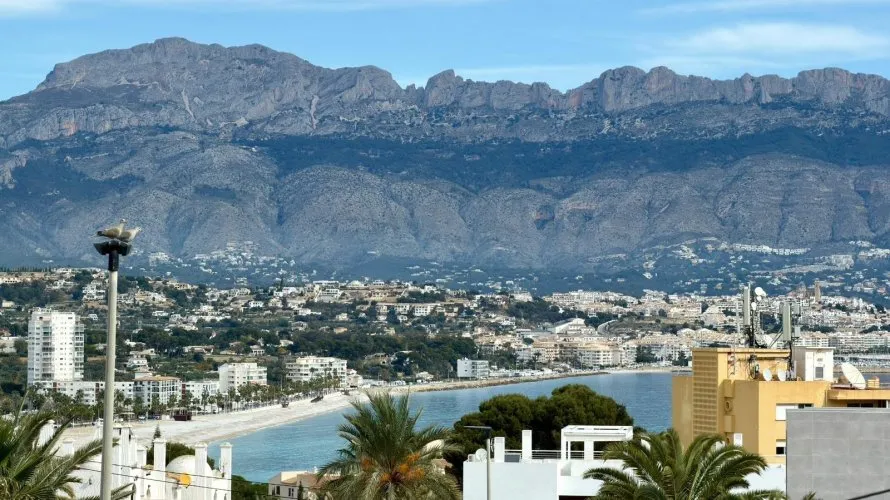 Apartamento de 3 dormitorios en L'Alfàs del Pi, Spain No. 1045 № 28