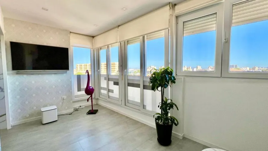 Ático de 1 dormitorio en Torrevieja, Spain No. 2199