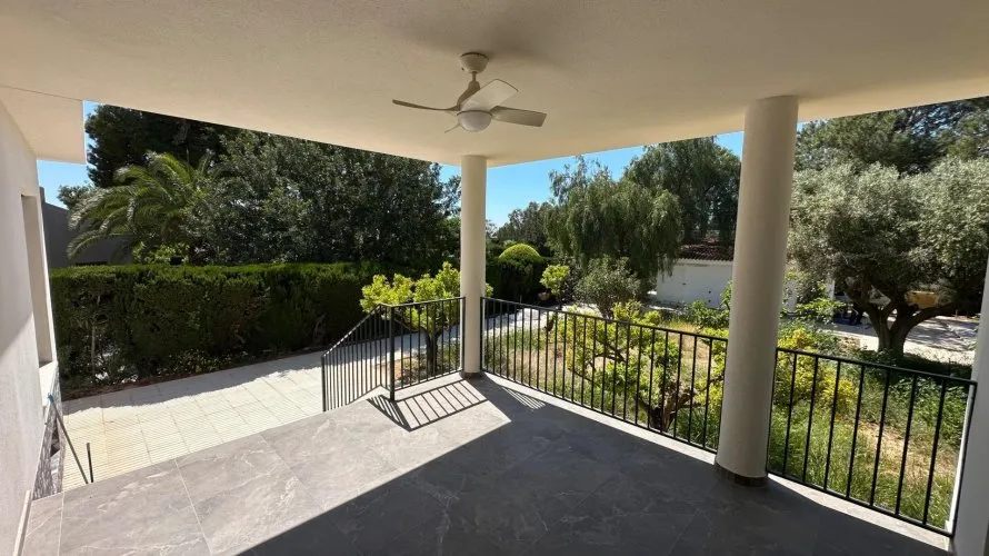 Villa de 5 dormitorios en San Vicente del Raspeig, Spain No. 1106 № 12