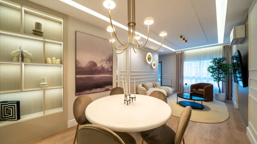 Apartamento de 3 dormitorios en Madrid, Spain No. 985