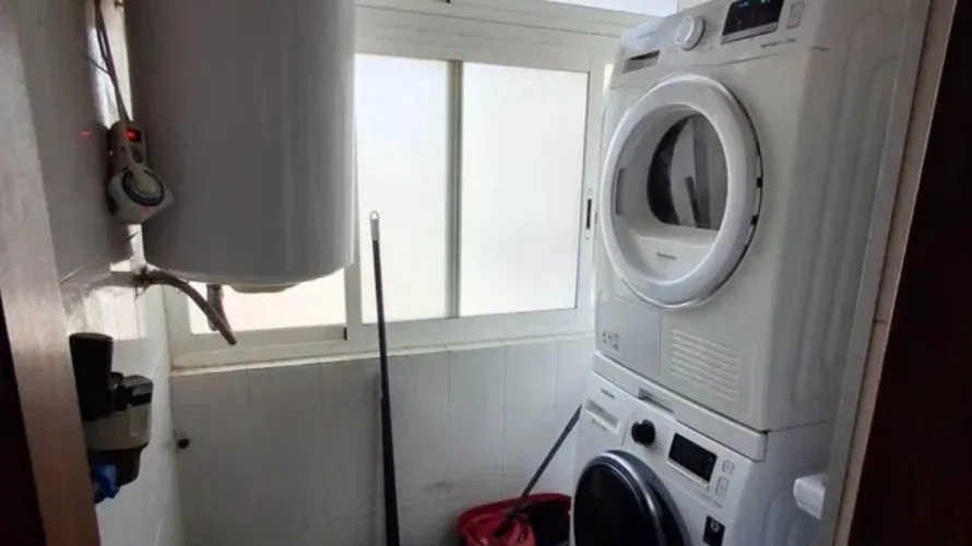 Apartamento de 2 dormitorios en Alicante, Spain No. 1289 № 2