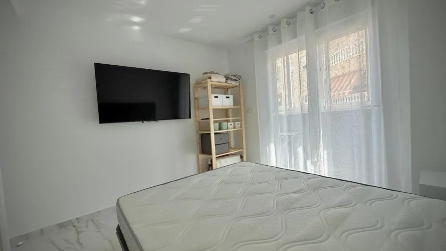 Apartamento de 1 dormitorio en Torrevieja, Spain No. 2244 № 11