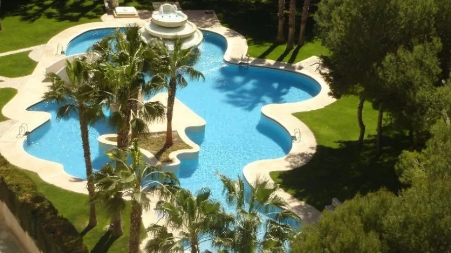Apartamento de 3 dormitorios en Campoamor, Spain No. 1308 № 1