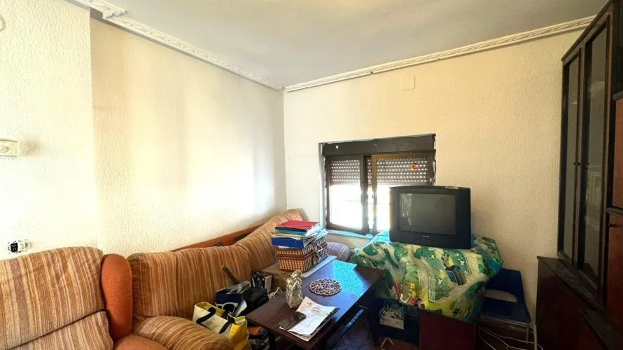 Apartamento de 55m² en Aller, Spain No. 2049 № 8