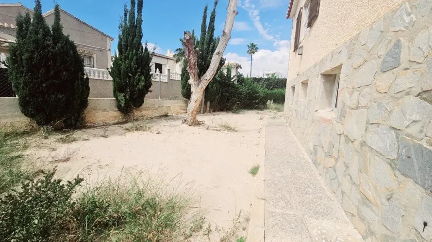 Apartamento de 4 dormitorios en Torrevieja, Spain No. 1093 № 4