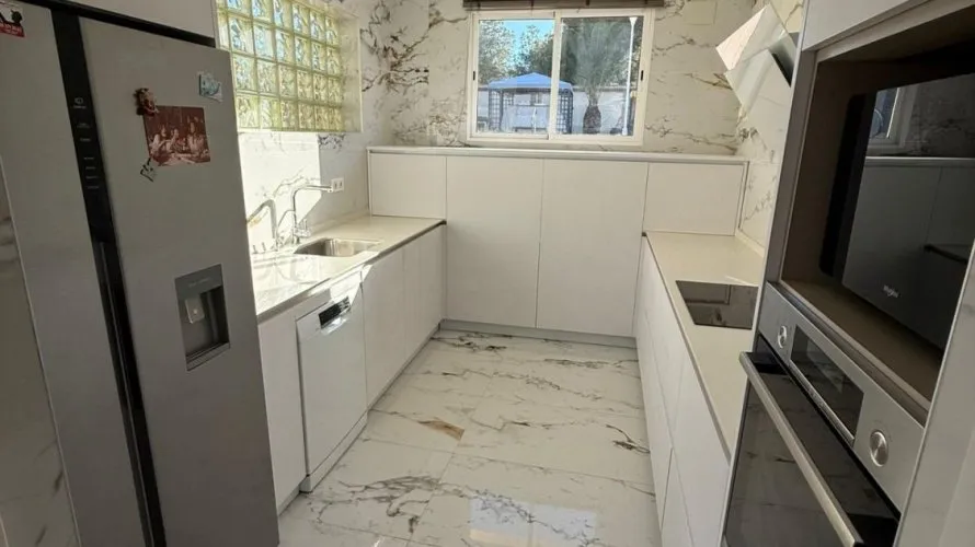 Villa de 4 dormitorios en Villamartin, Spain No. 1097 № 18