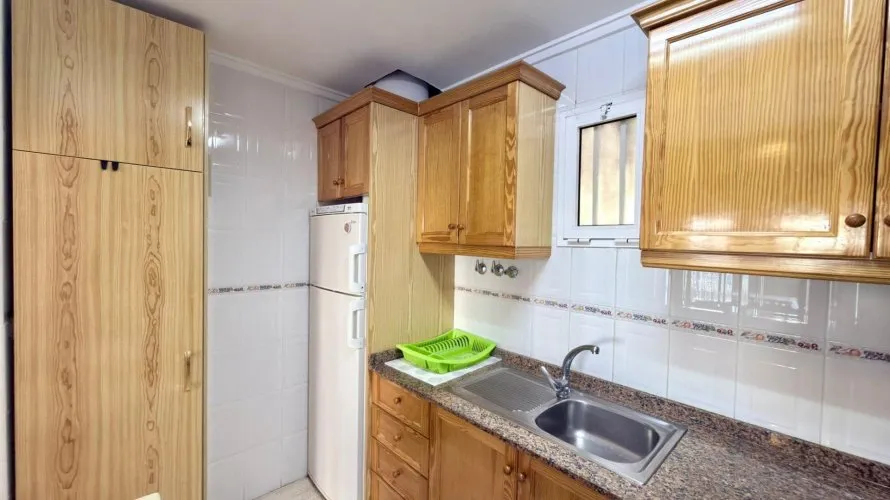 Apartamento de 2 dormitorios en Villajoyosa, Spain No. 1110 № 13