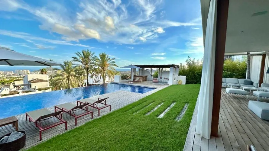 Villa de 5 dormitorios en Finestrat, Spain No. 1174 № 8