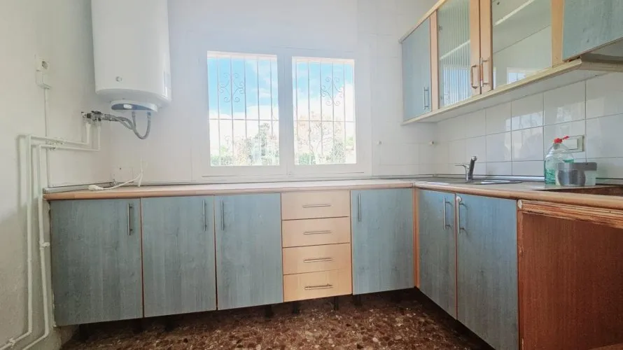 Apartamento de 4 dormitorios en Torrevieja, Spain No. 1093 № 10
