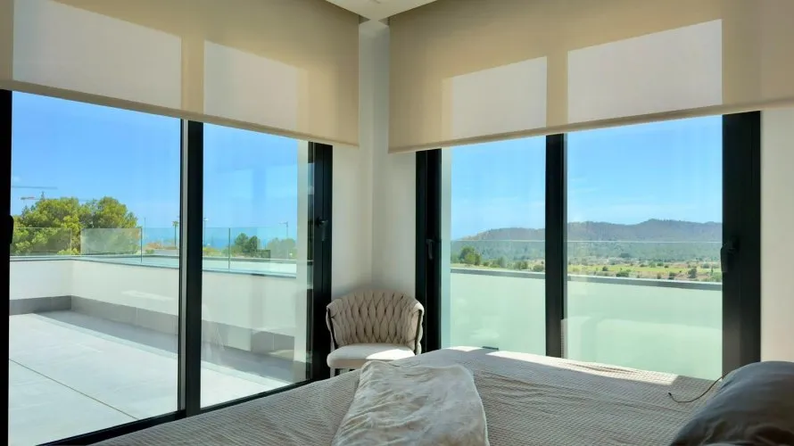 Villa de 3 dormitorios en Finestrat, Spain No. 1054 № 24