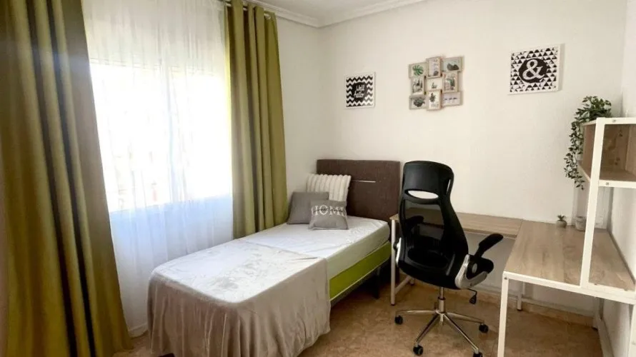 Apartamento de 1 dormitorio en Torrevieja, Spain No. 2124 № 5