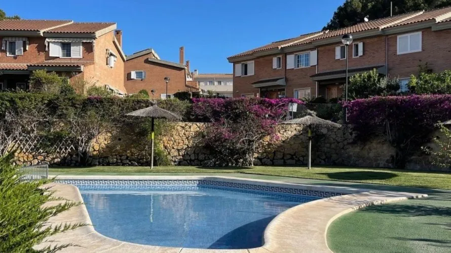 Сasa de 3 dormitorios en Albir, Spain No. 1348 № 15