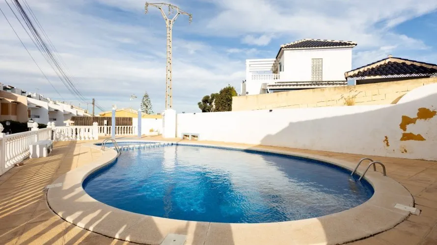 Сasa de 78m² en Torrevieja, Spain No. 1971