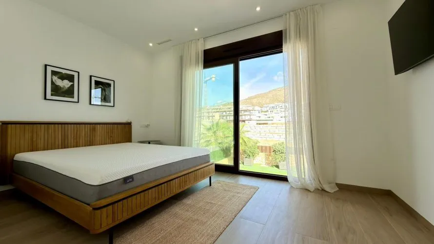 Villa de 5 dormitorios en Finestrat, Spain No. 1035 № 15