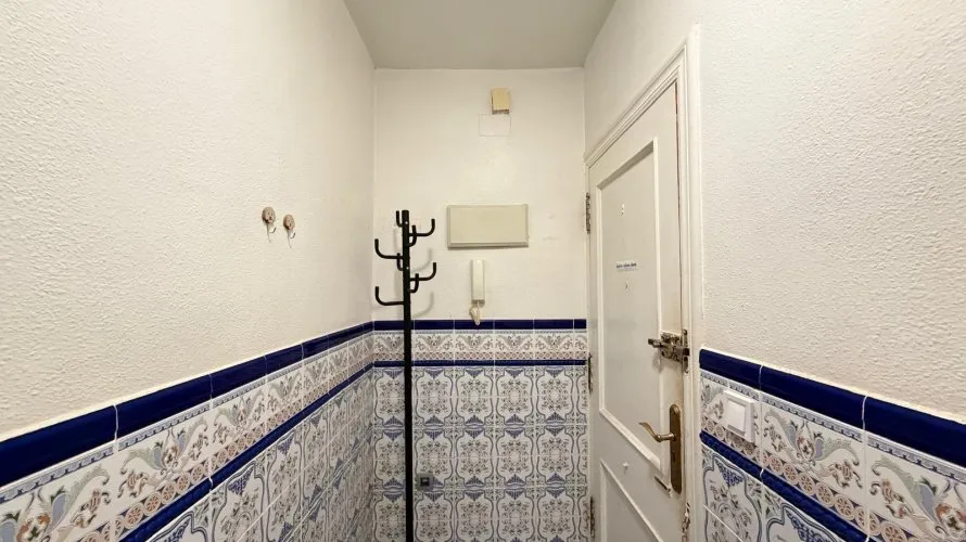 Apartamento de 1 dormitorio en Torrevieja, Spain No. 2081 № 25