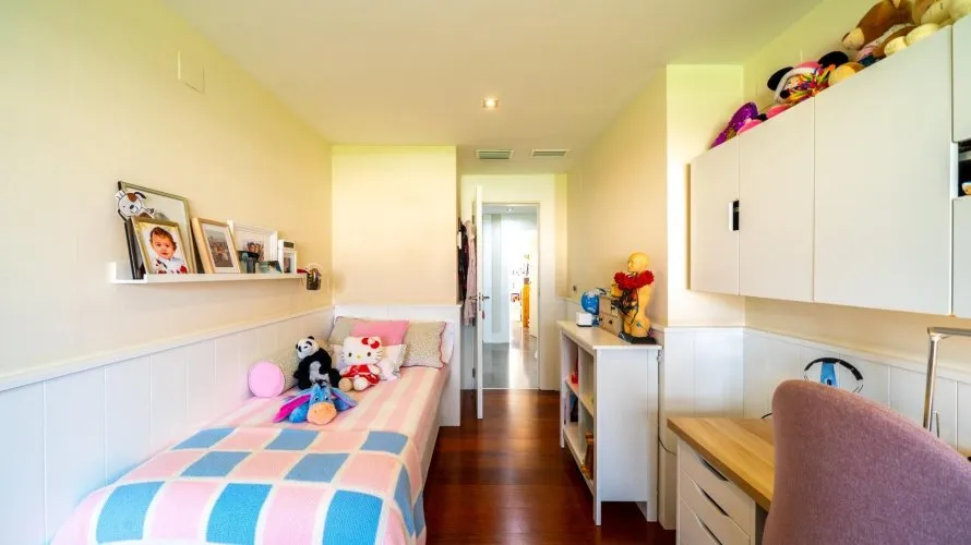 Apartamento de 4 dormitorios en Villajoyosa, Spain No. 1036 № 23