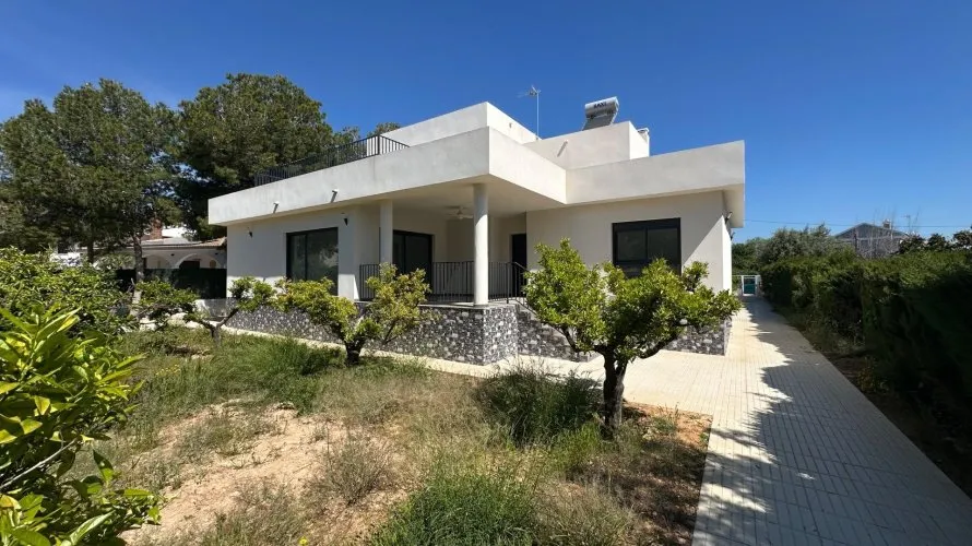 Villa de 5 dormitorios en San Vicente del Raspeig, Spain No. 1106 № 25