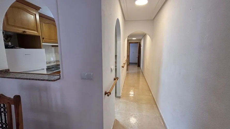 Apartamento de 2 dormitorios en Torrevieja, Spain No. 2201 № 3