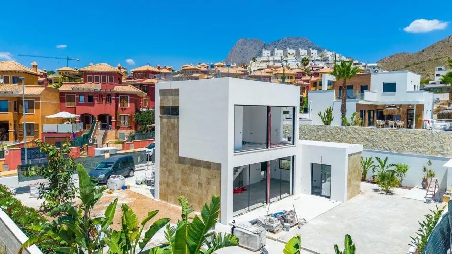 Villa de 4 dormitorios en Finestrat, Spain No. 2413 № 15