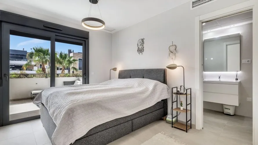 Apartamento de 98m² en La Zenia, Spain No. 2323 № 12