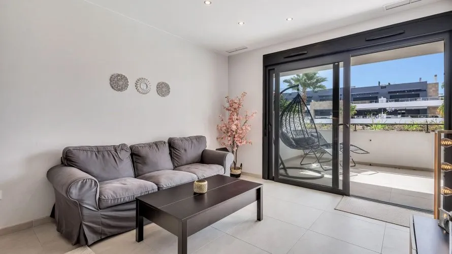 Apartamento de 98m² en La Zenia, Spain No. 2323 № 13