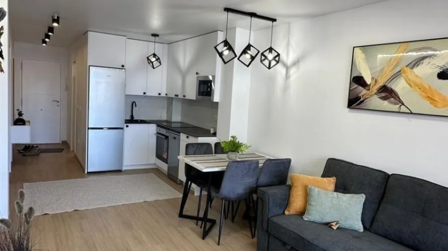 Apartamento de 1 dormitorio en Torrevieja, Spain No. 2464 № 1