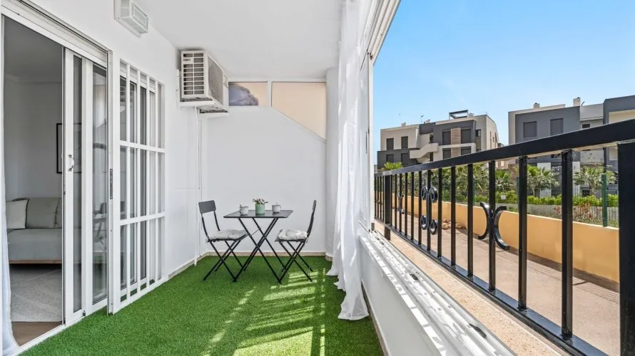 Apartamento de 69m² en Torrevieja, Spain No. 2324 № 6