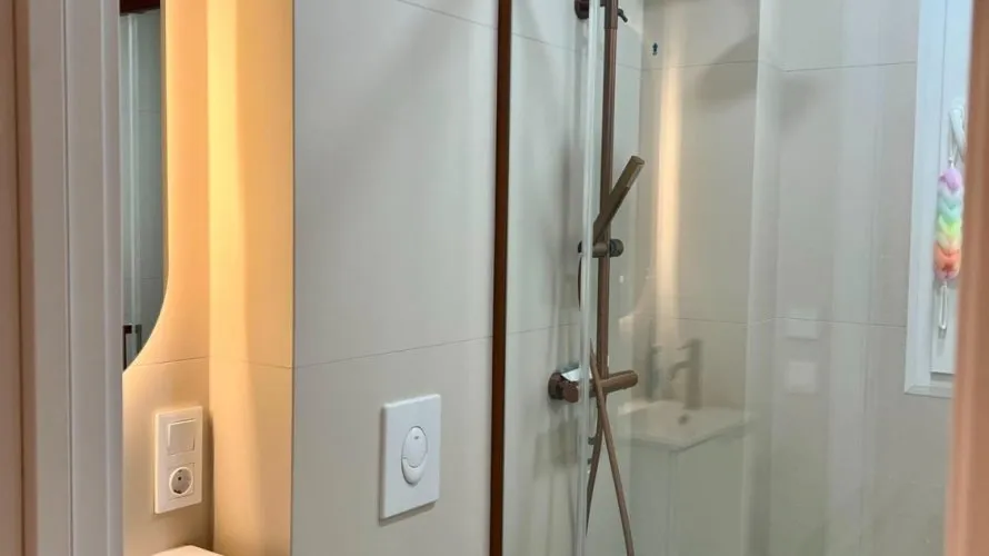 Apartamento de 2 dormitorios en Valencia, Spain No. 2425 № 21