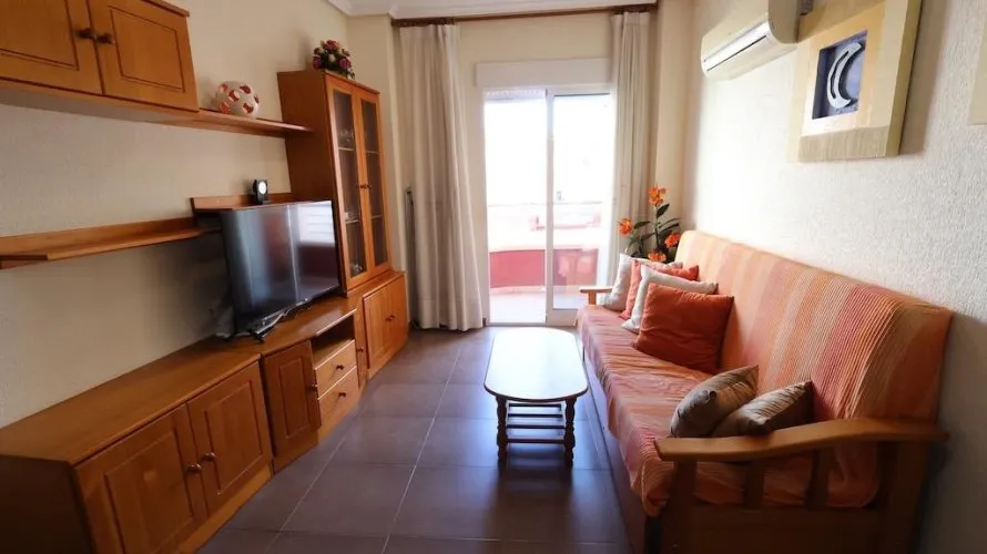 Apartamento de 1 dormitorio en Torrevieja, Spain No. 2410 № 9