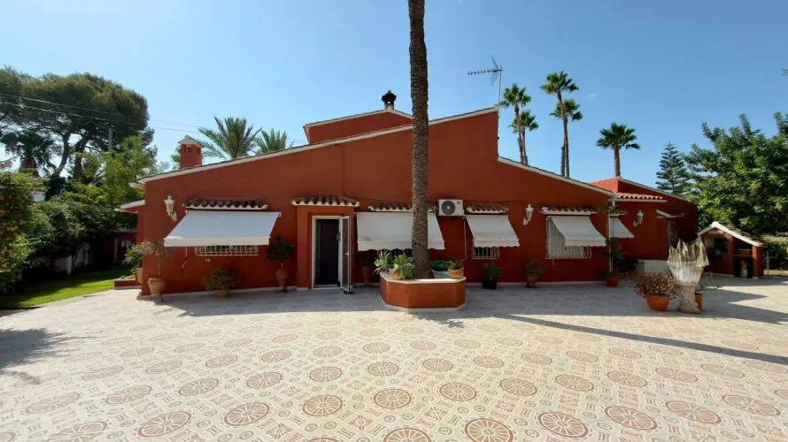 Villa de 5 dormitorios en Benidorm, Spain No. 2441 № 6