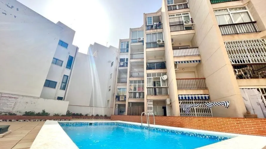 Apartamento de 33m² en Torrevieja, Spain No. 2398